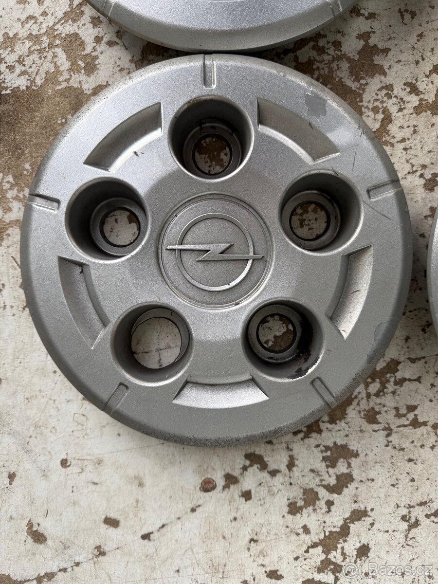 Kryty kol Opel Movano C, 5x130 16” - 3