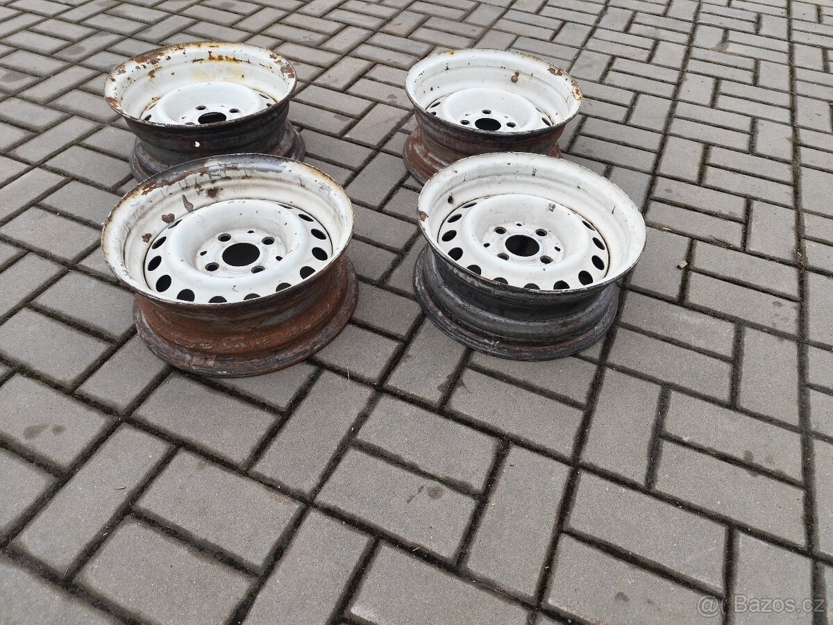 Prevařky 4x100 R13 - 3