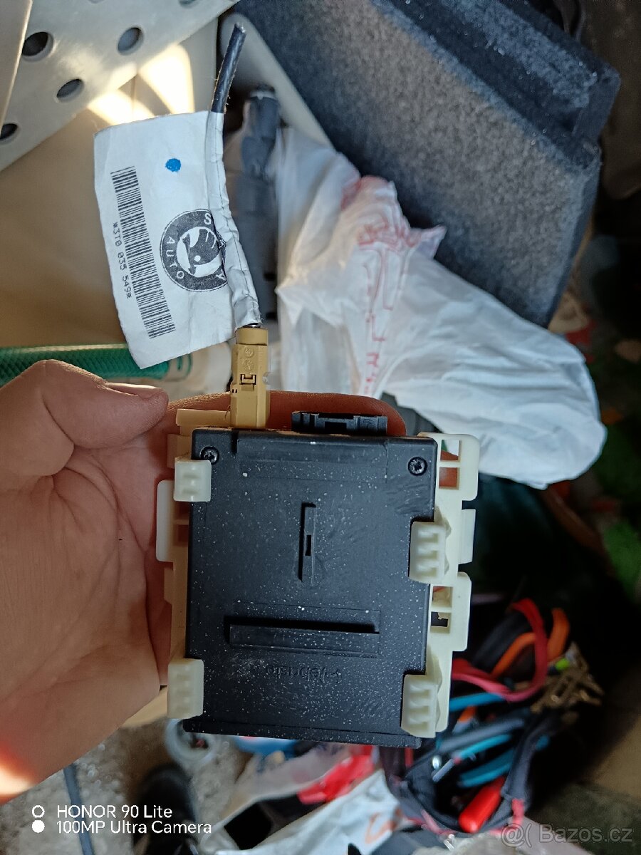 Řídící jednotka - 3