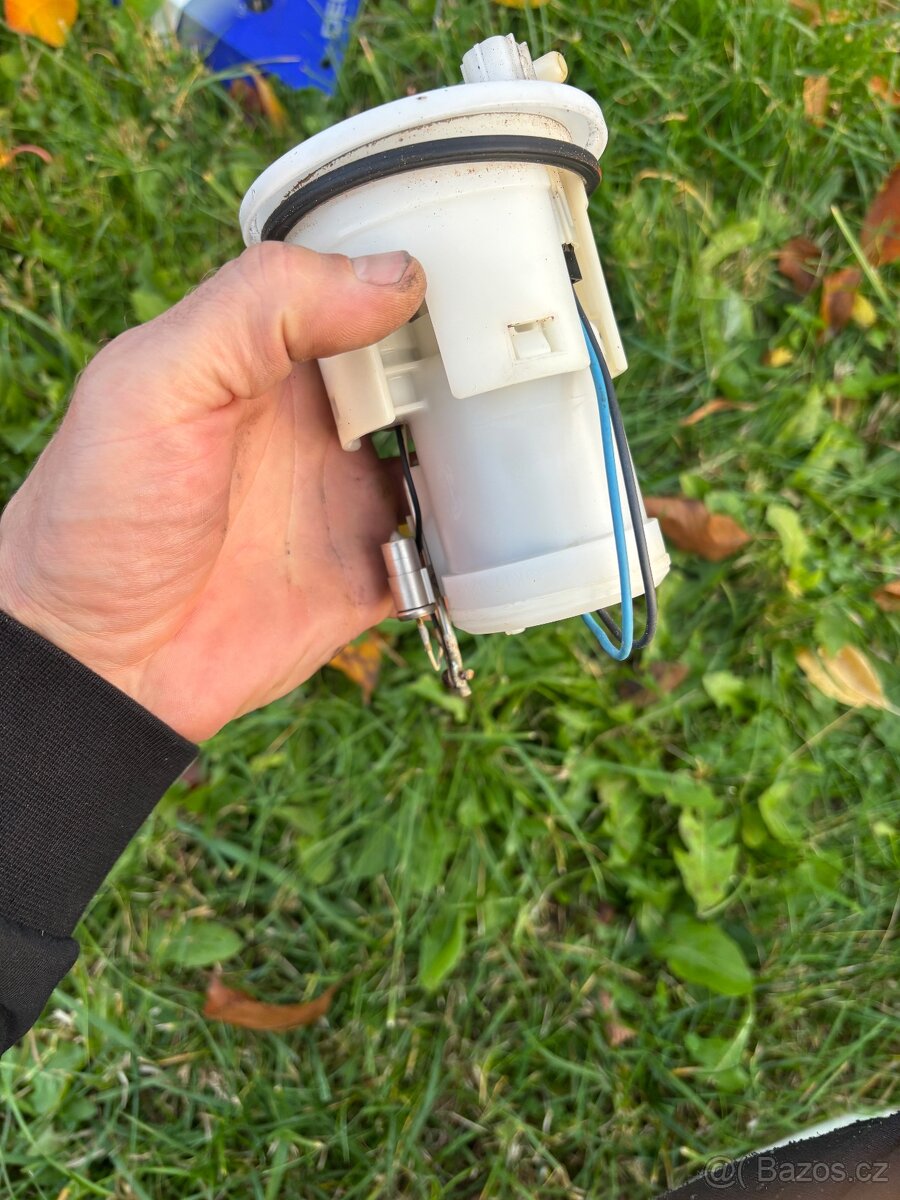 Palivove cerpadlo na Honda CBR 1000RR Fireblade 08-14 - 3