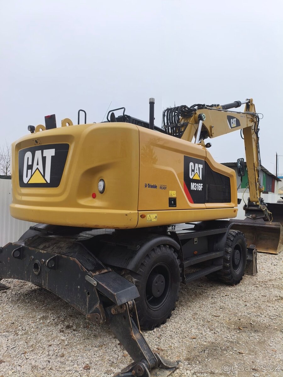 Kolový otočný bagr CAT M316 F - 3