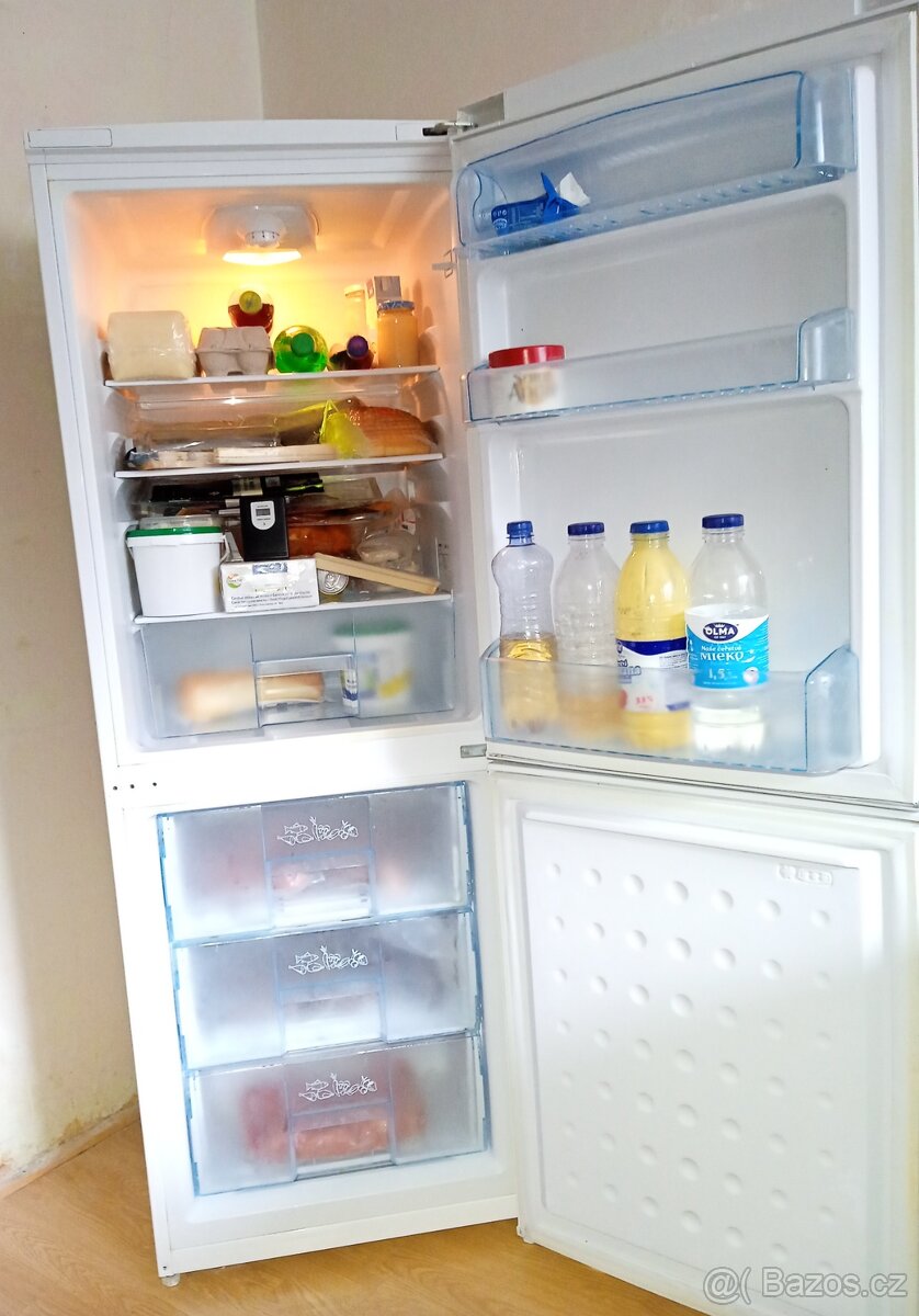 Kombinovaná chladnička s mrazničkou Beko 232 L, (Prodáno) - 3
