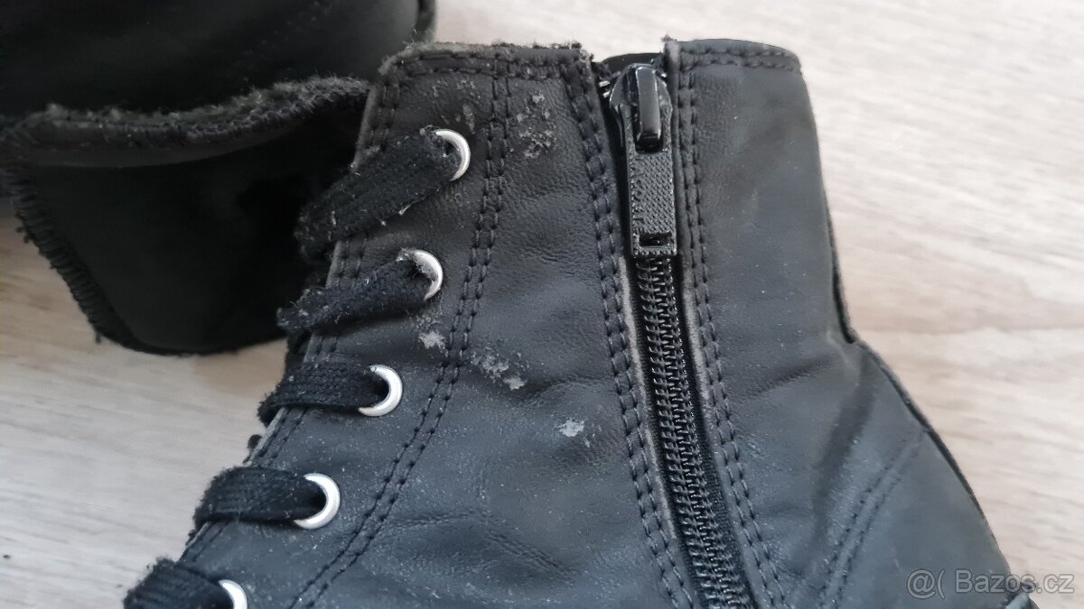 Černé kotníkové tenisky Lacoste - 3