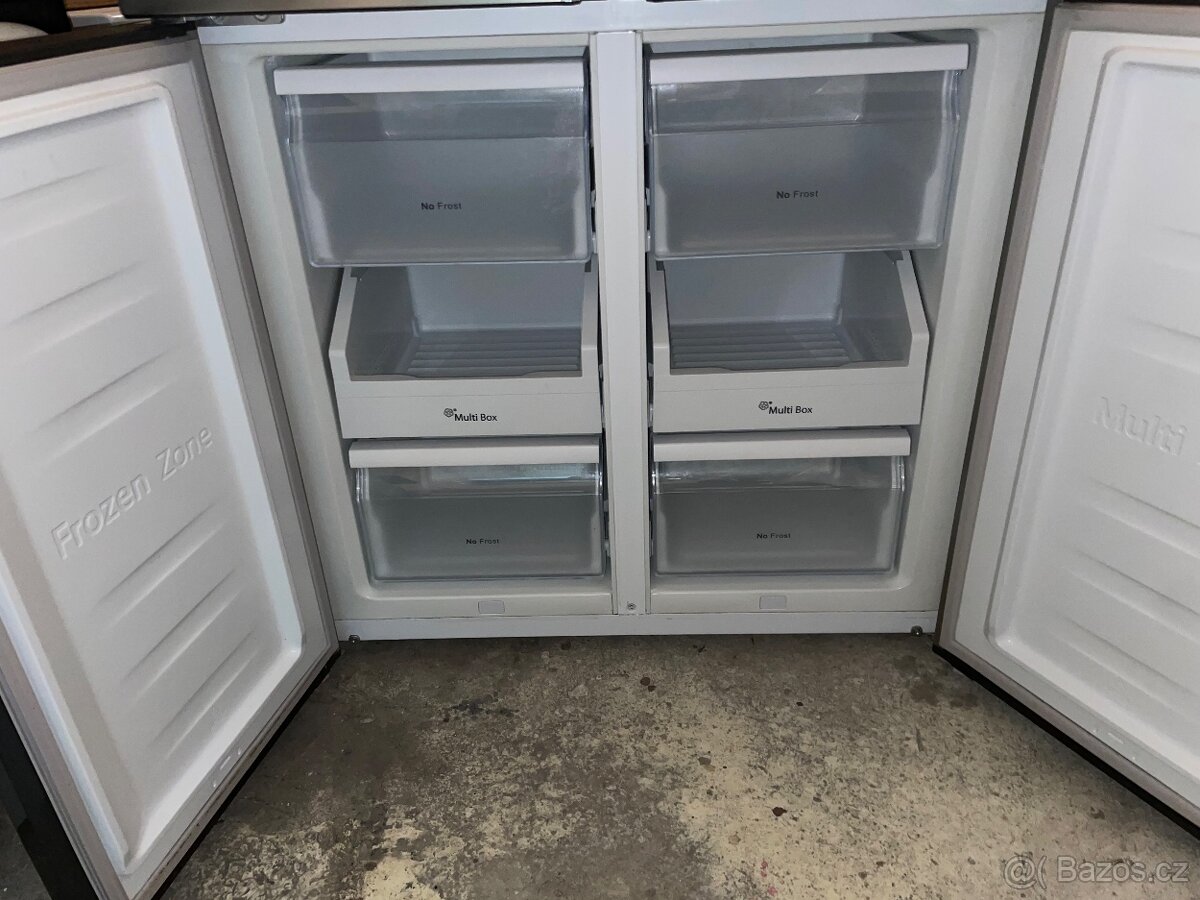 Americká lednice Hisense - 3