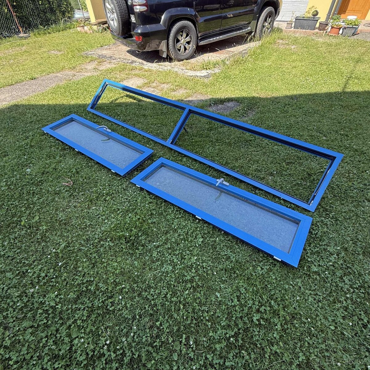 Zahradní, garážové okno - 3