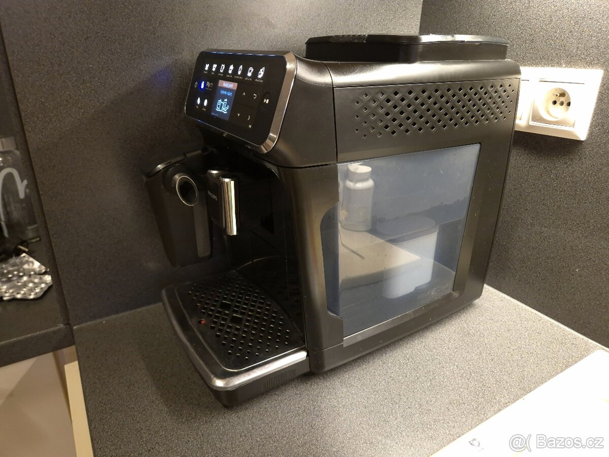 Kávovar Philips LatteGo 4300 - 3