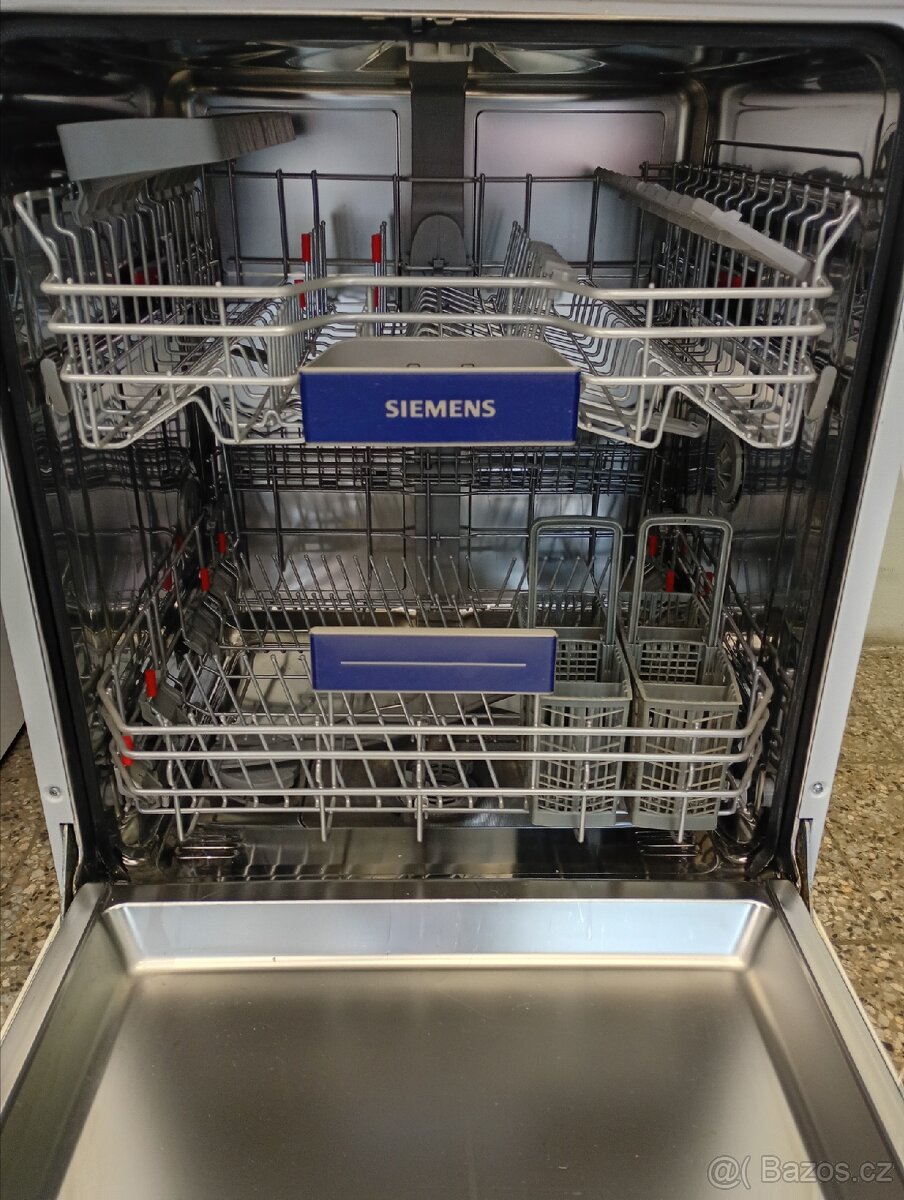 Myčka nádobí Siemens IQ 300 - 3