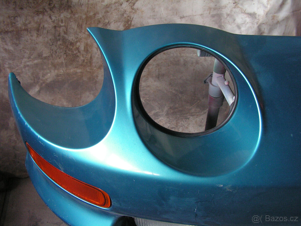 TOYOTA CELICA PŘEDNÍ NÁRAZNÍK - 3