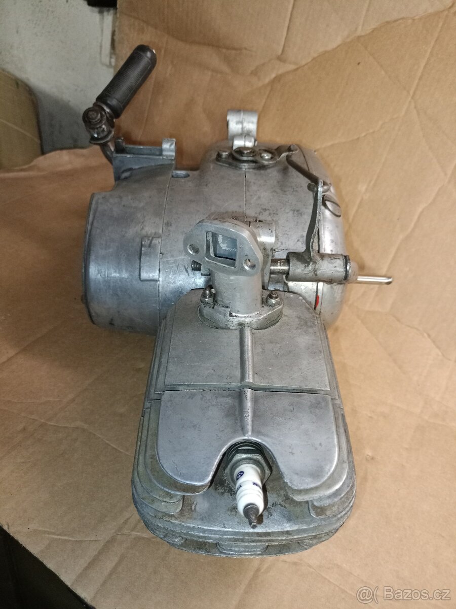 Motor Jawa 50 - 3