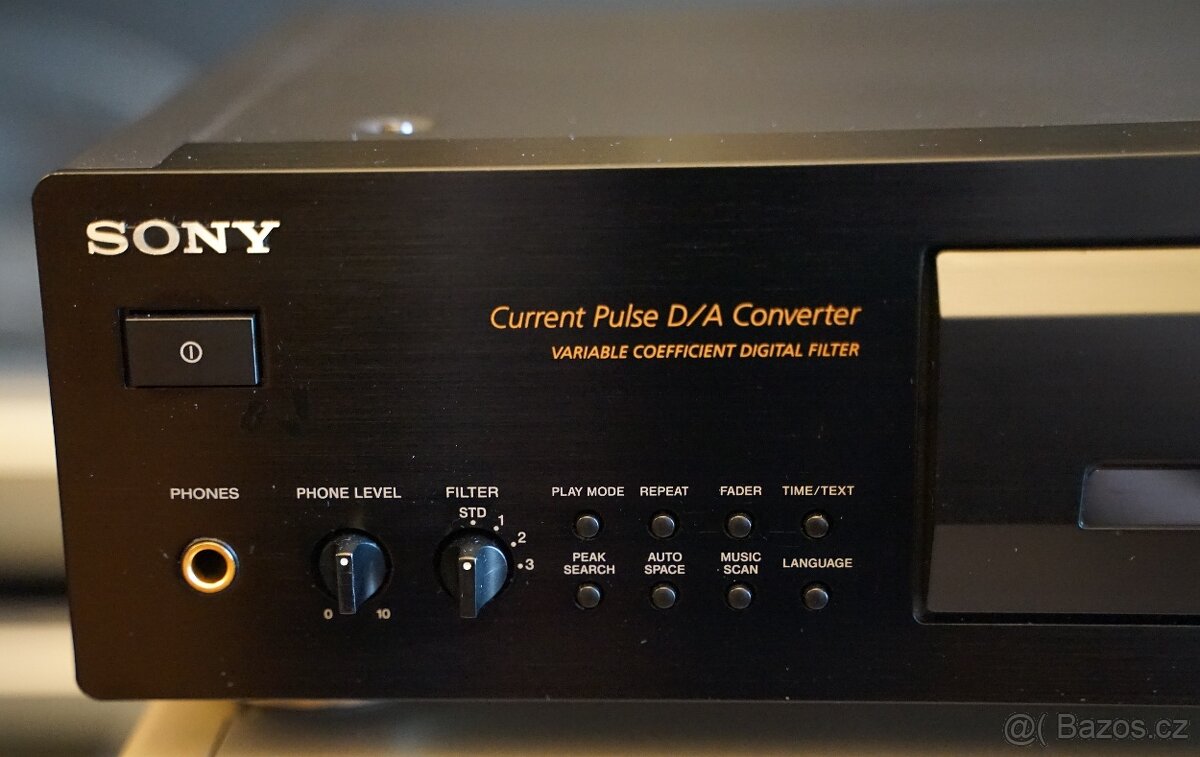 SONY CDP XB 920QS - 3
