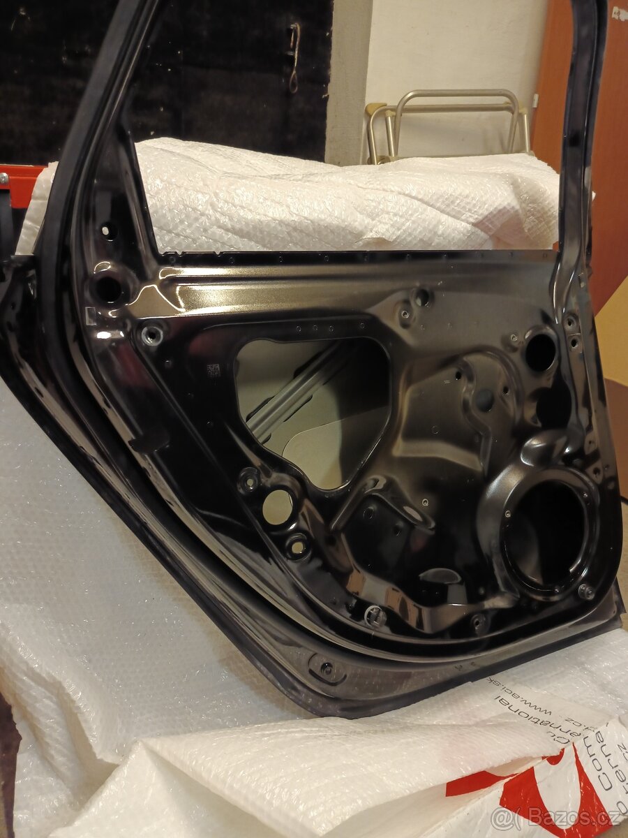 L.Z. Dveře A6 C7 - 3