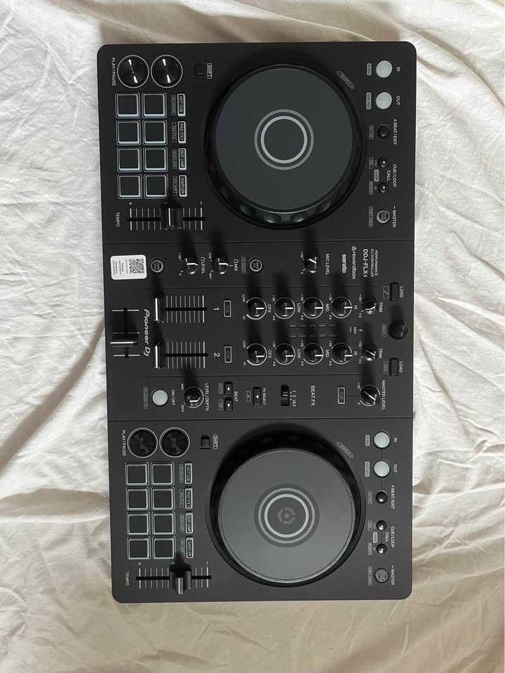 Pioneer DJ DDJ-FLX4 – jako nový - 3