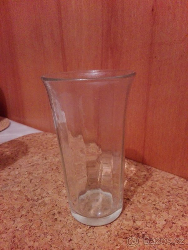 Porcelánová konvička, jedna sklenice - 3