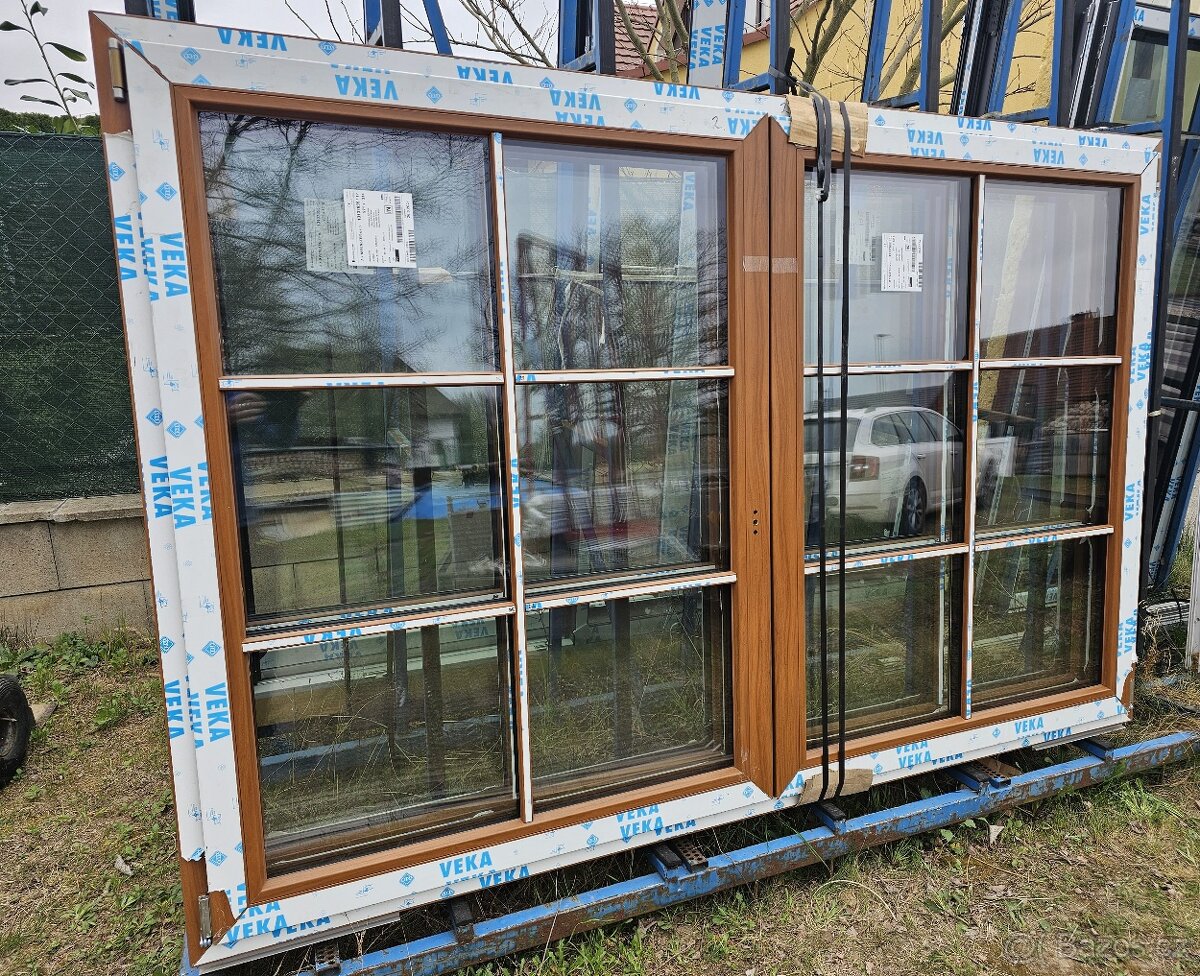 č.9 RODÁM OKNO DVOUKŘÍDLÉ NOVÉ VEKA 82 dřevo+příčky - 3