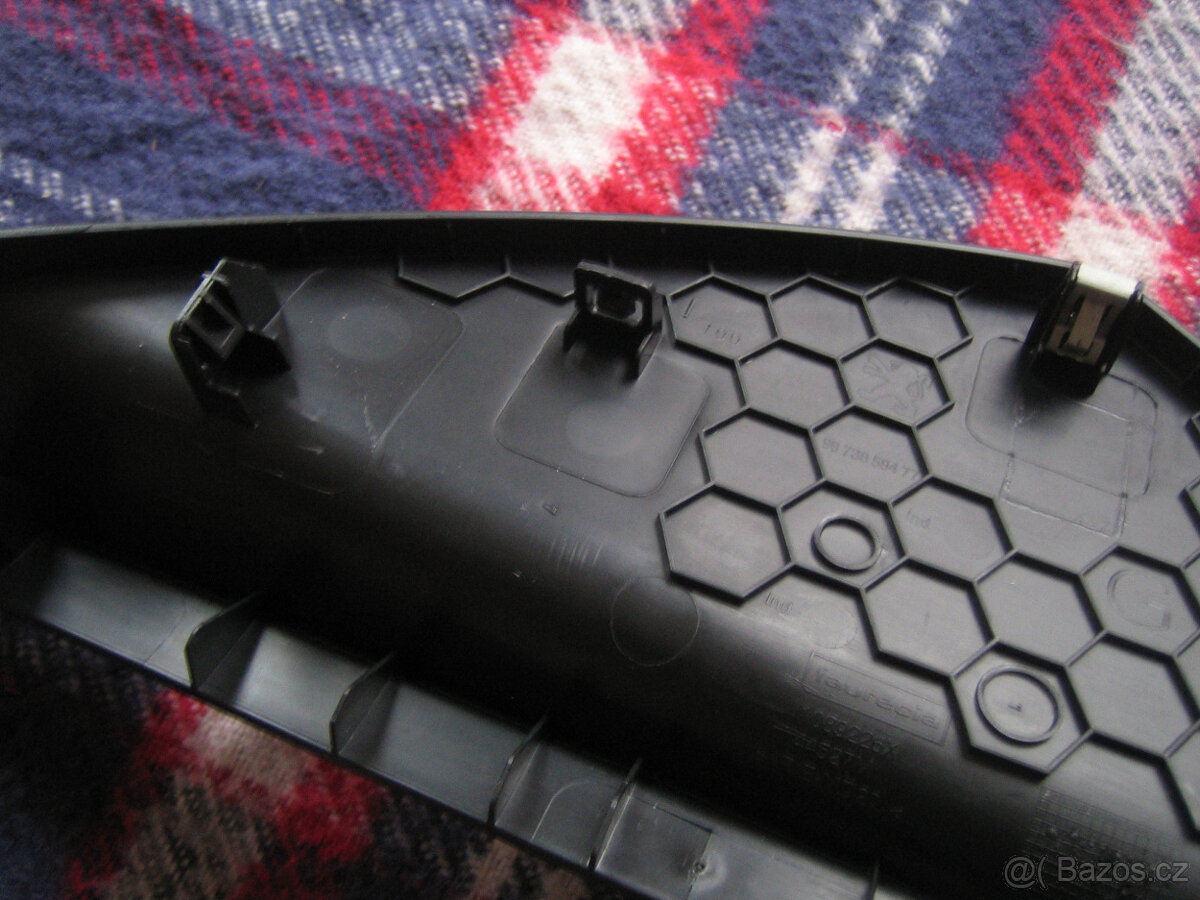 Peugeot 208 - kryt do přístrojové desky, levý - 3