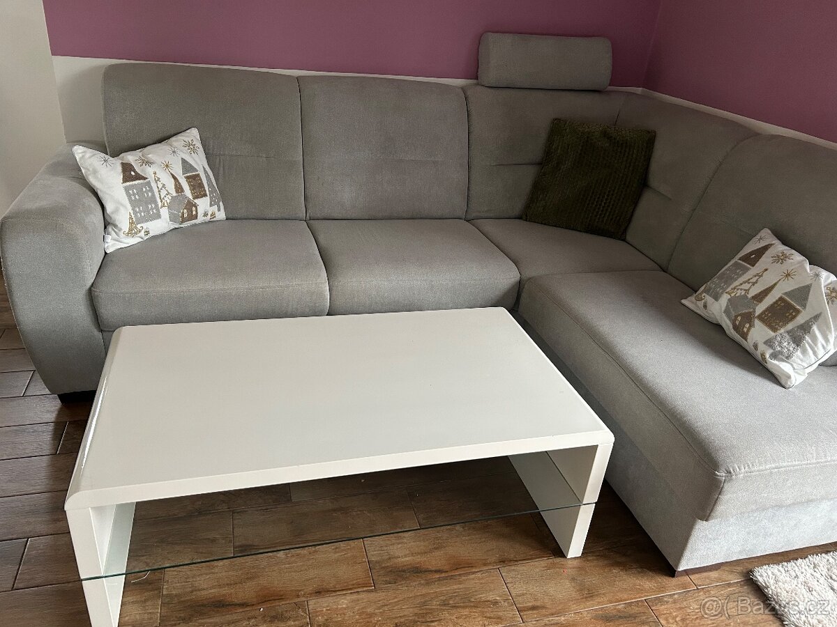 Rohová sedací souprava a stolek - 3