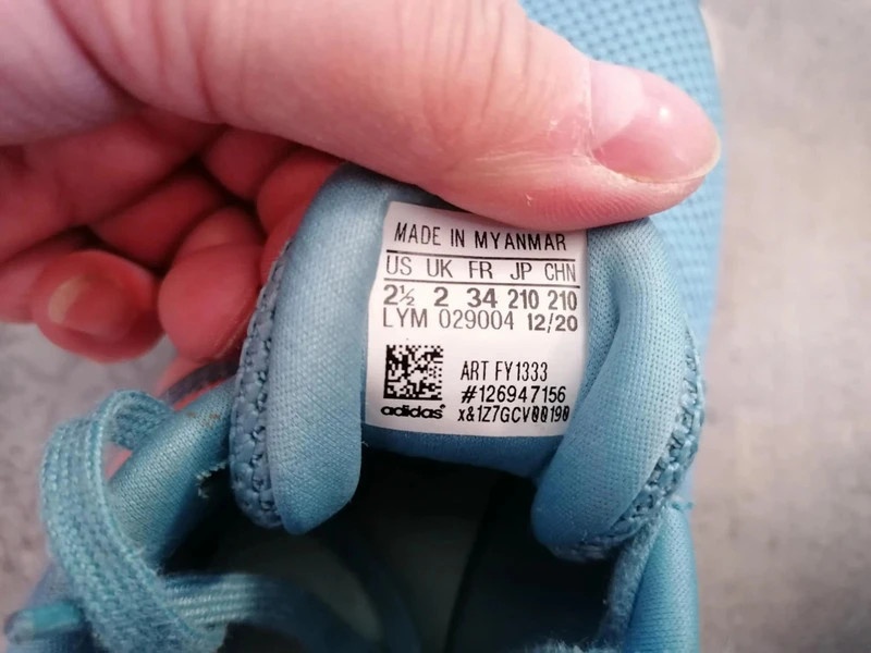 Dívčí botasky Adidas, vel. 33/34 - 3