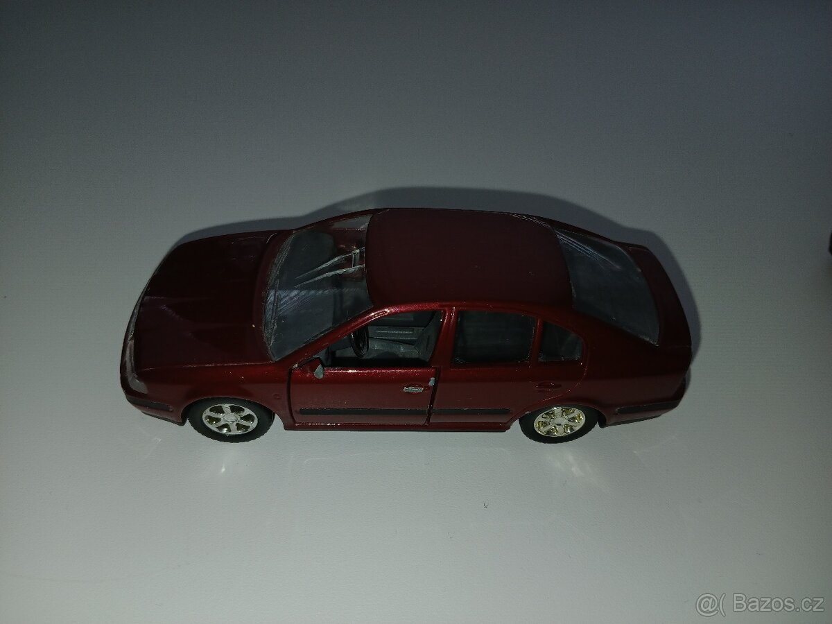 Skoda octavia 1 kaden 1:43 - 3