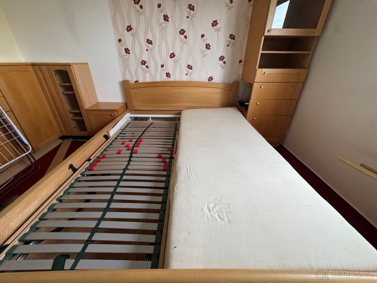 Vyklápěcí postel 160 cm - 3