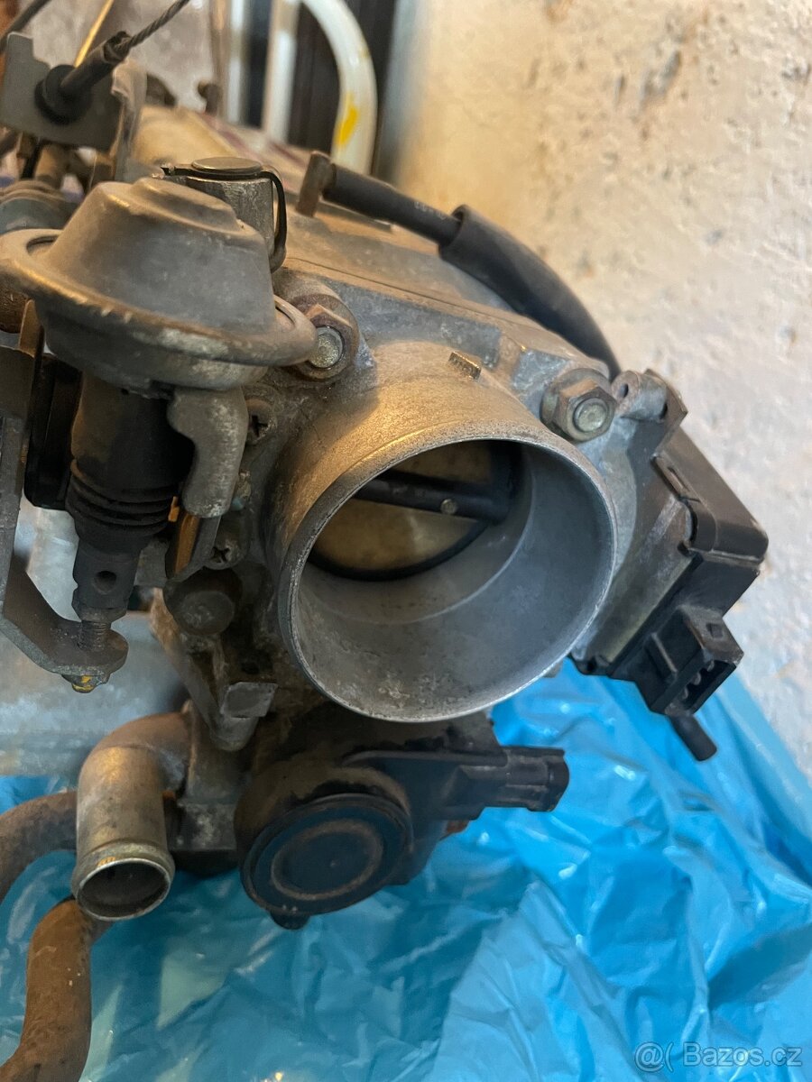 Sání mazda 323gt - 3