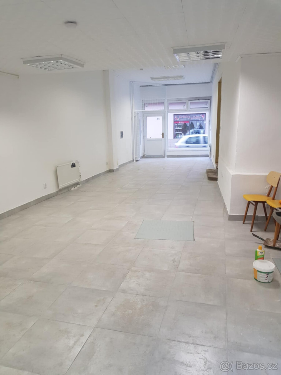 Prostor k pronájmu, Lánecká 42 - 3