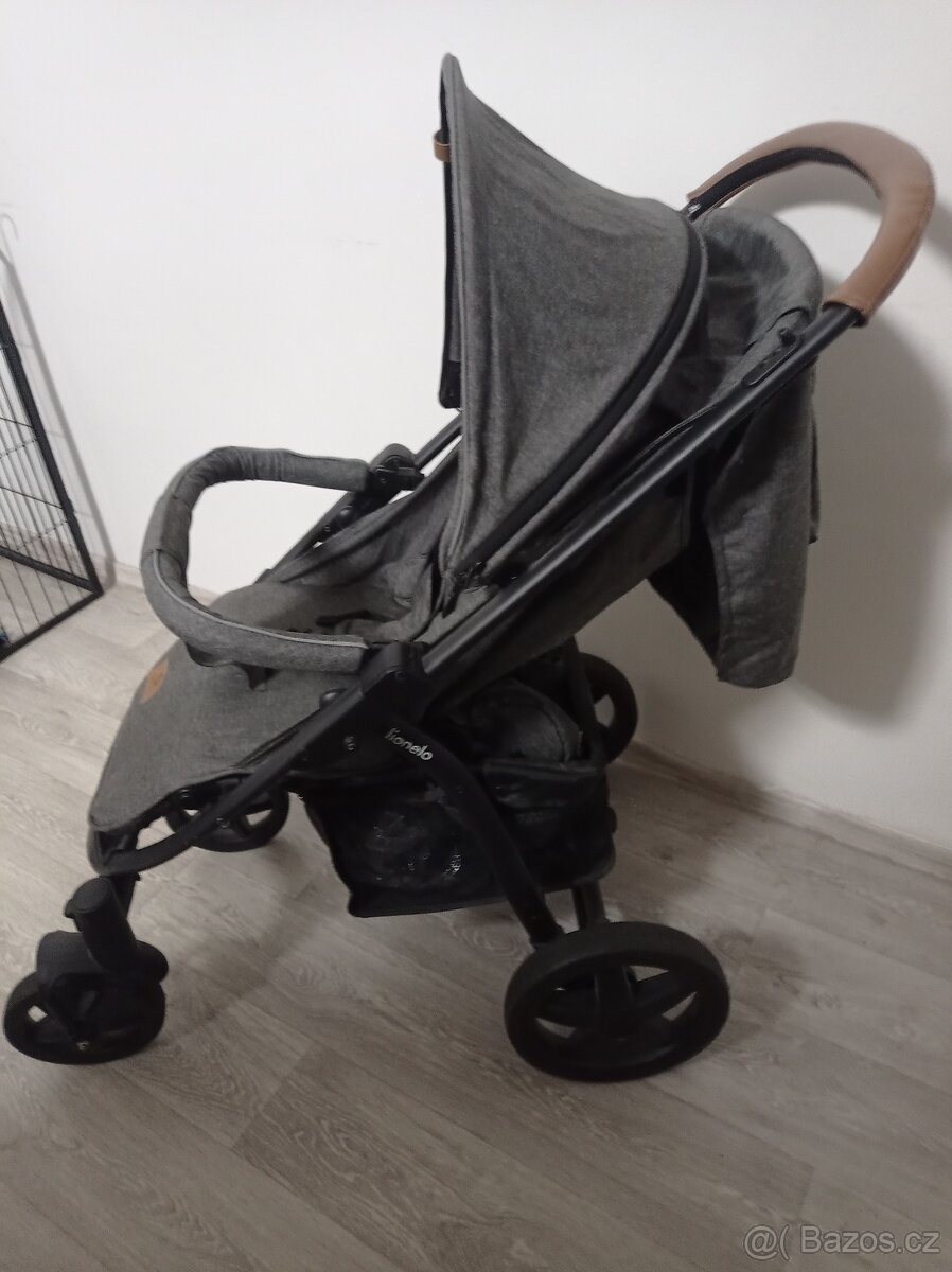 Kočárek Lionelo - 3