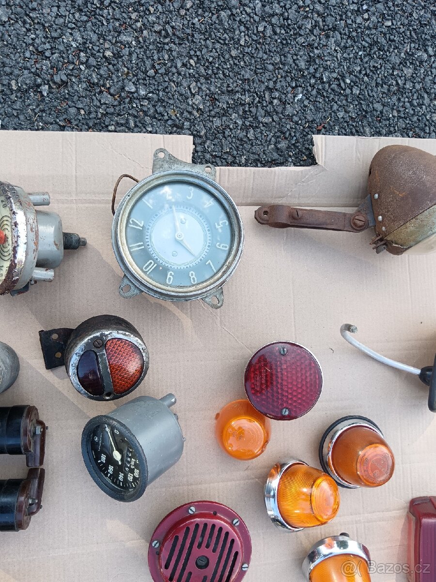 Díly Jawa ČZ Tatra Praga Škoda Aero - 3