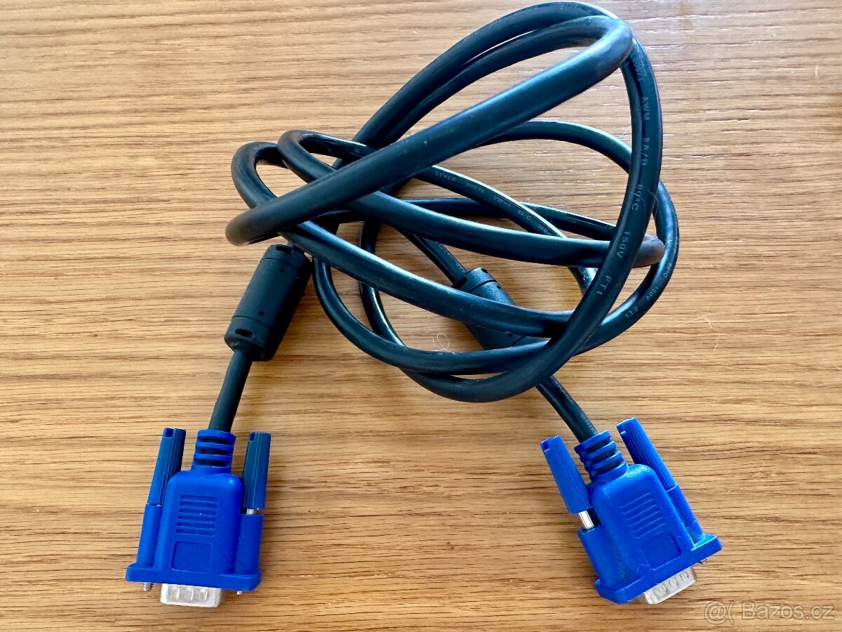 VGA (D-sub) analogový kabel - 3
