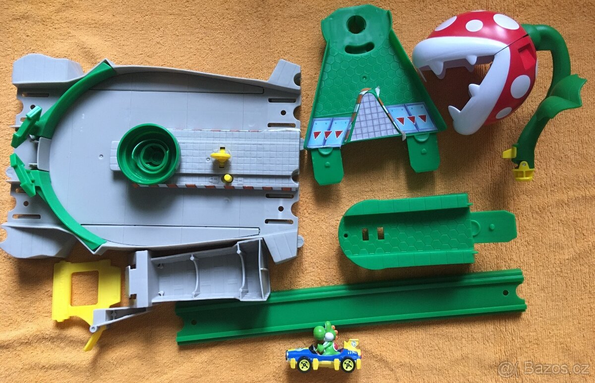 Hotwheels Mario Kart - 3