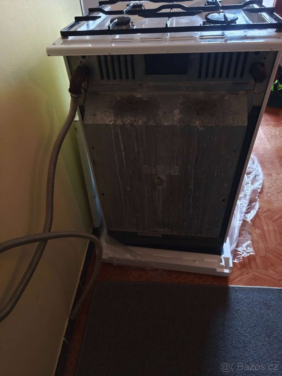 Plinovy sporák Mora 2275 - 3