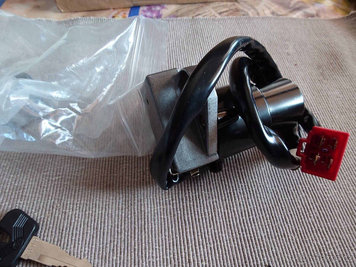 Spínací skříňka Yamaha nové - 3