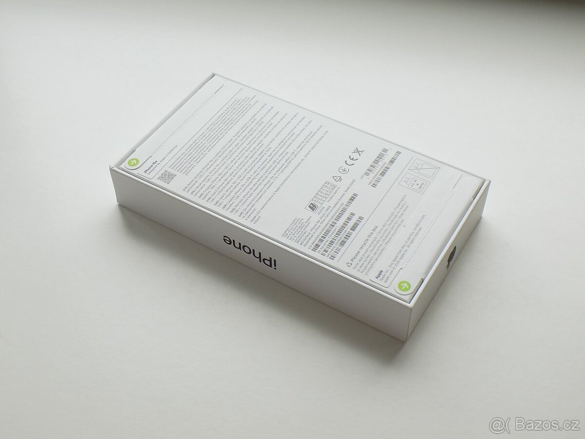 Apple iPhone 16e 128GB Černý - ZÁRUKA 24 MĚSÍCŮ - NOVÝ - 3