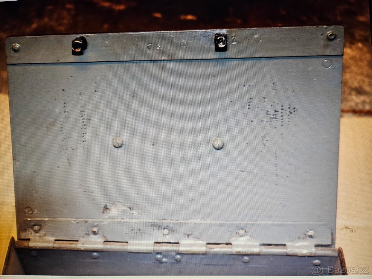 Trezor přenosný fládrovaný - 3