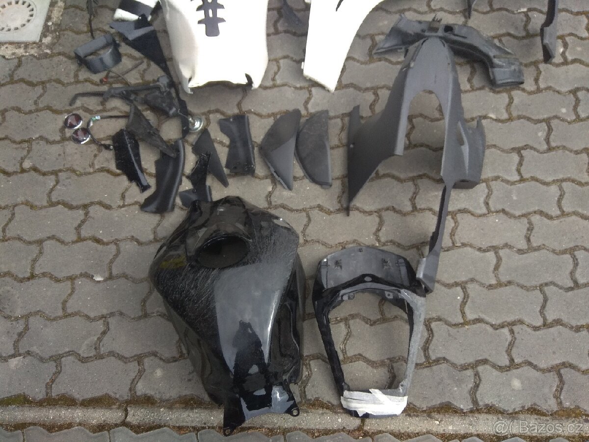 Honda CBR 1000RR kapoty - 3