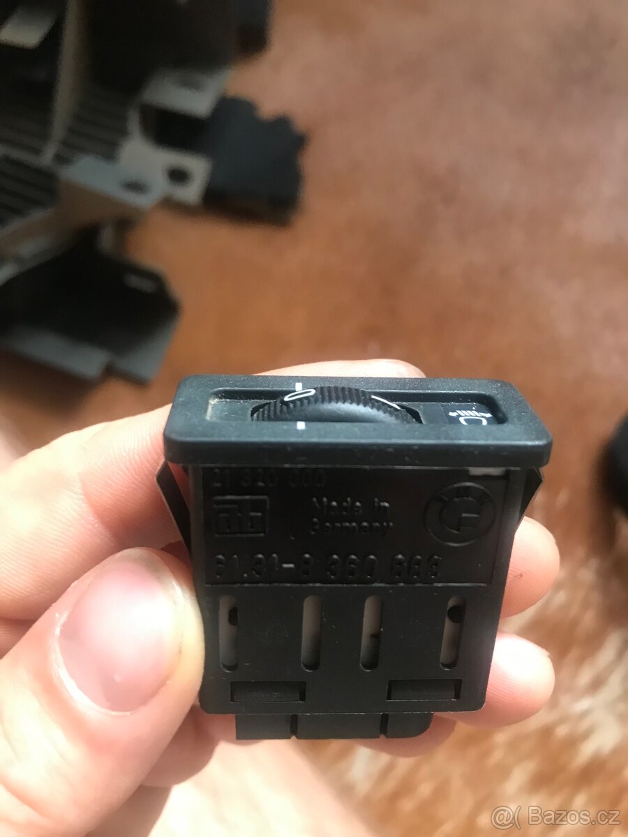 Držák regulátor světel BMW E36 - 3