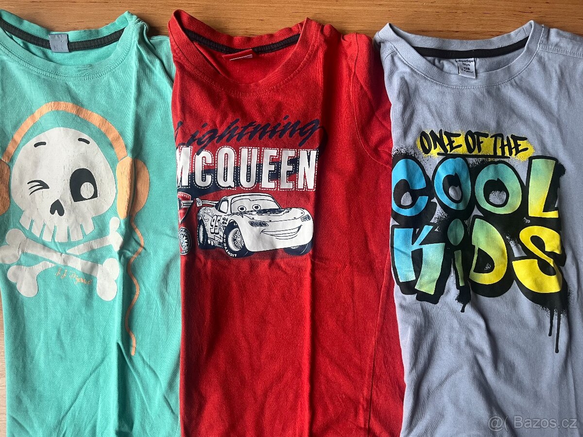 Prodám balíček triček vel.128/134 - 3