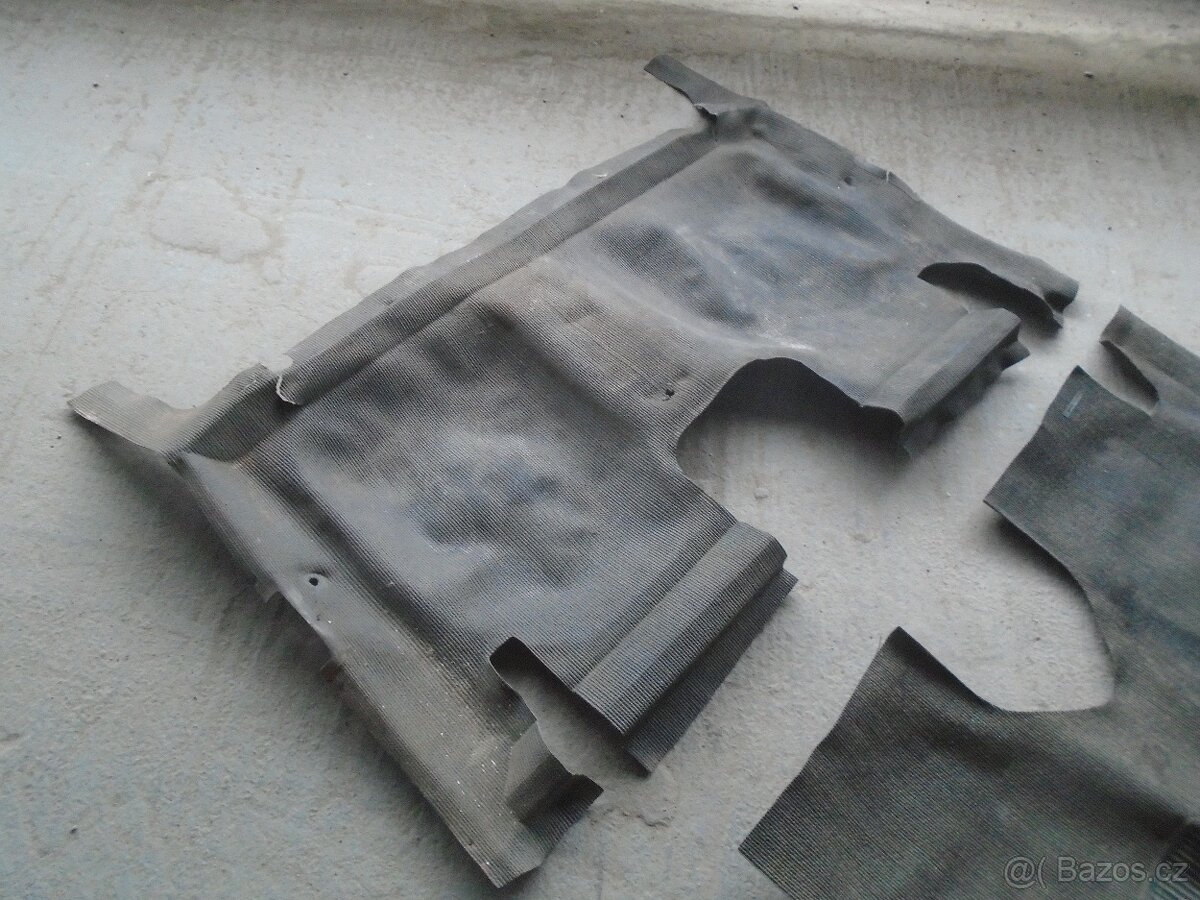 Fiat 128A Zastava 1100 Podlahova guma - 3