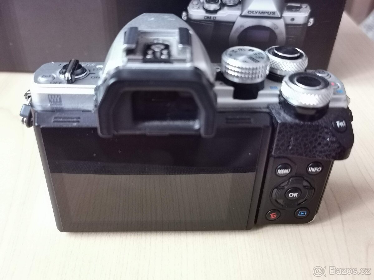 Olympus OM-D M10 II + Olympus 14-42 IIR - 3