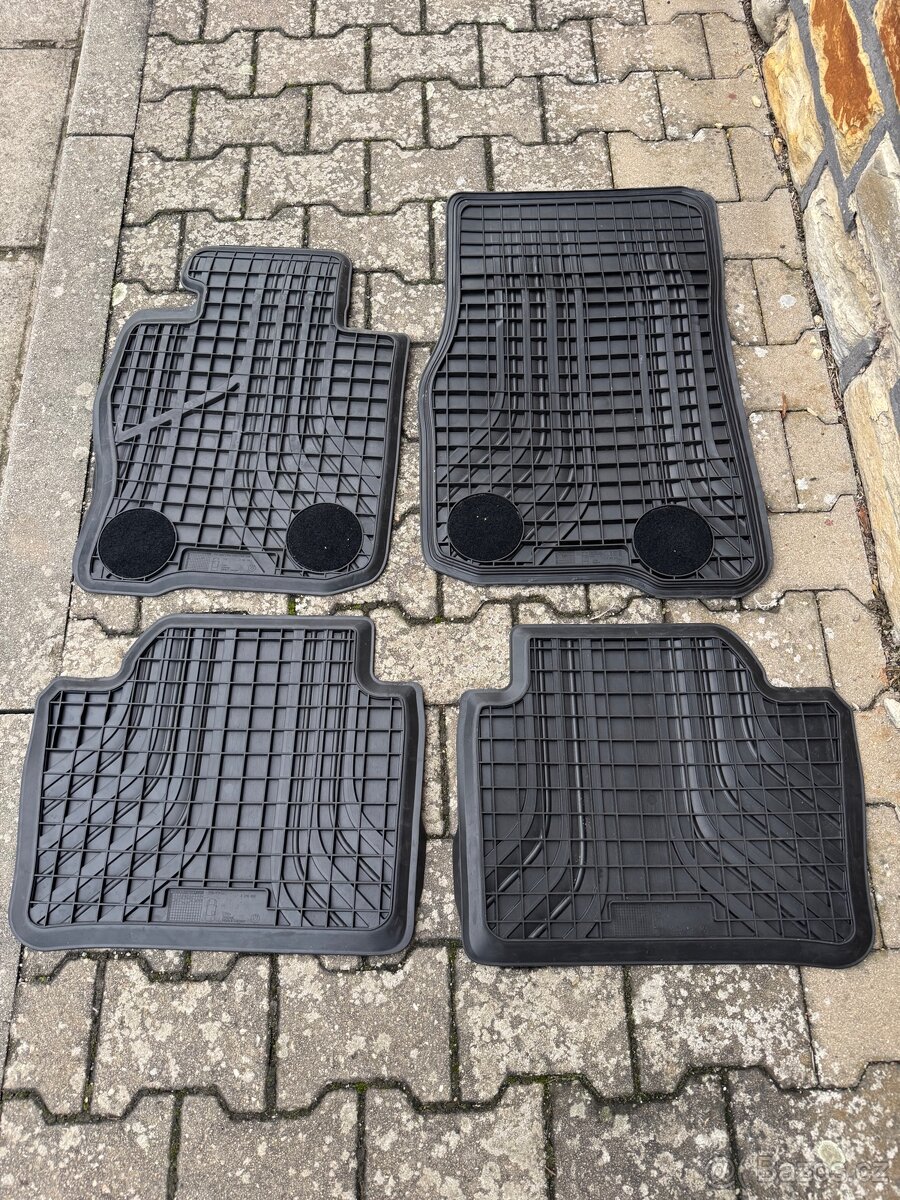 Gumové koberce BMW - 3