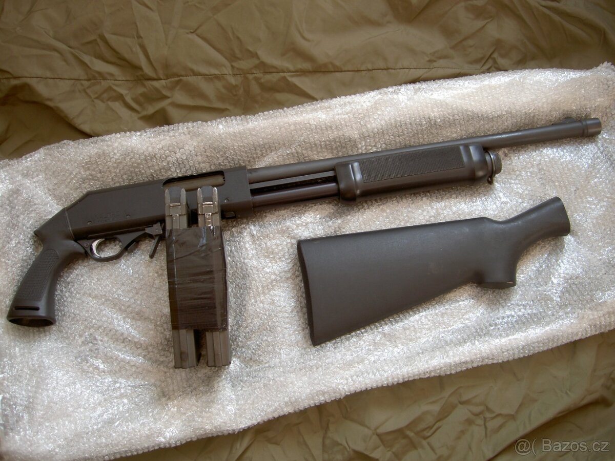 VALTRO opakovací bojová brokovnice 1276mm /ITALY/ - 3