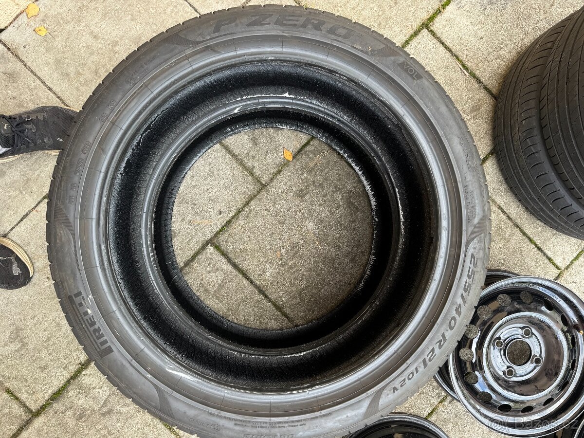 Dvě letní pneu 255/40/21 Pirelli - 3