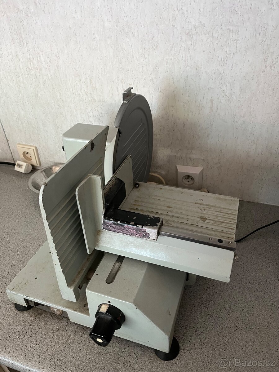 Nářezový stroj - 3