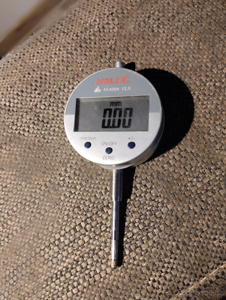 Digitální úchylkoměr Holex - 3