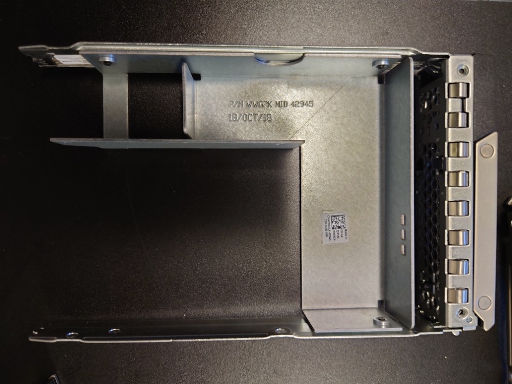 Prodám rámeček, caddy SAS/SATA 3,5" HDD pro Dell Gen 14 Po - 3