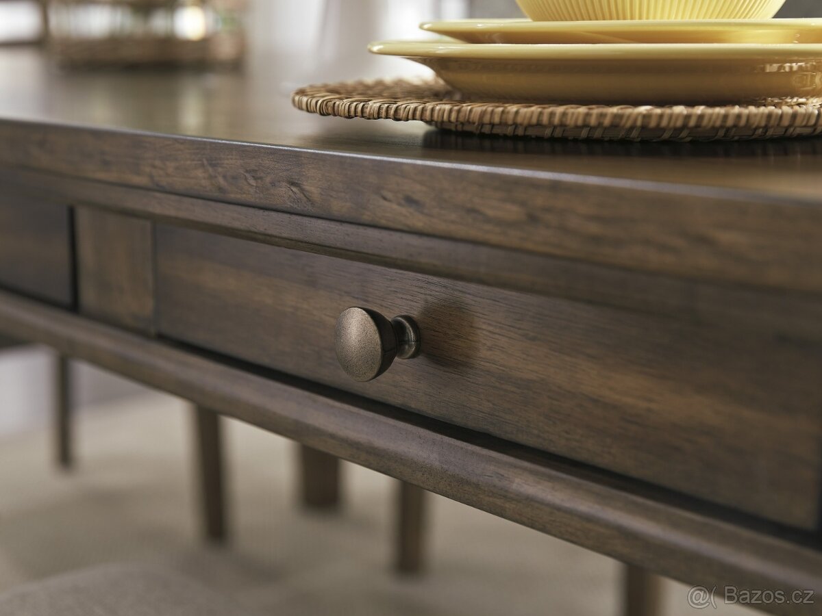 Luxusní jídelna v rustikálnim stylu - 3