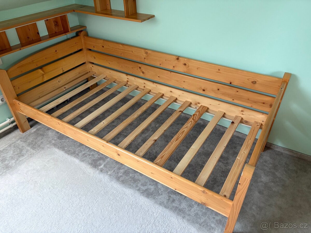 Dřevěná dětská postel - 3