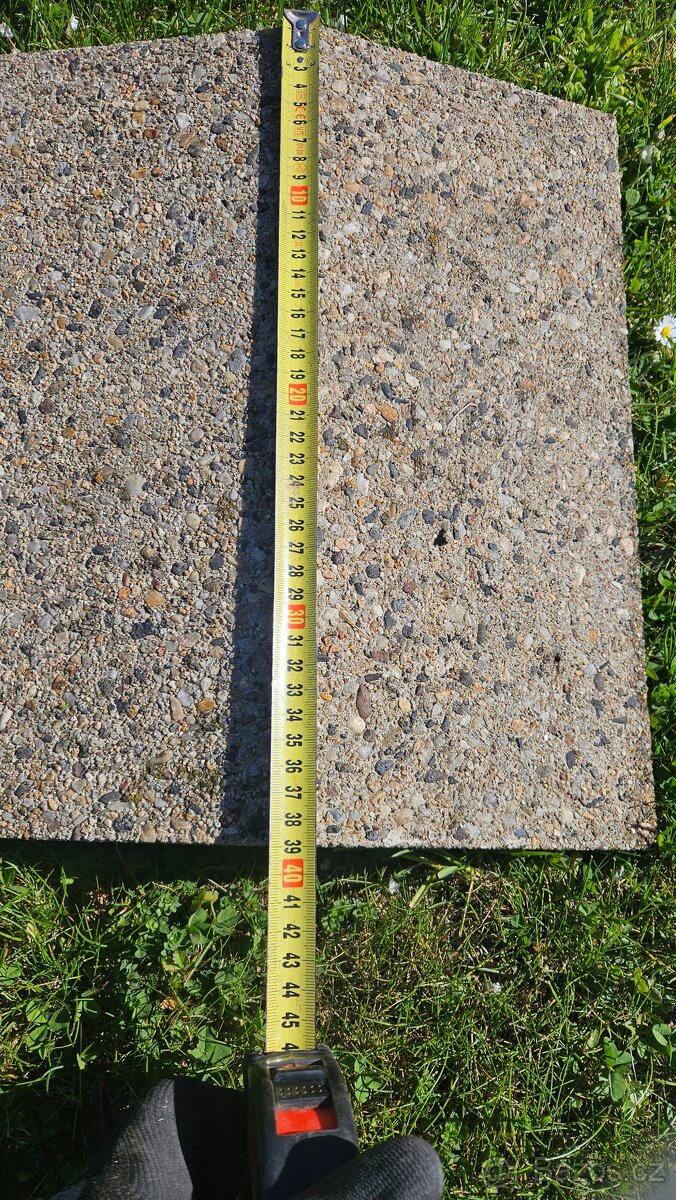 Betonová stříška na plot - 3