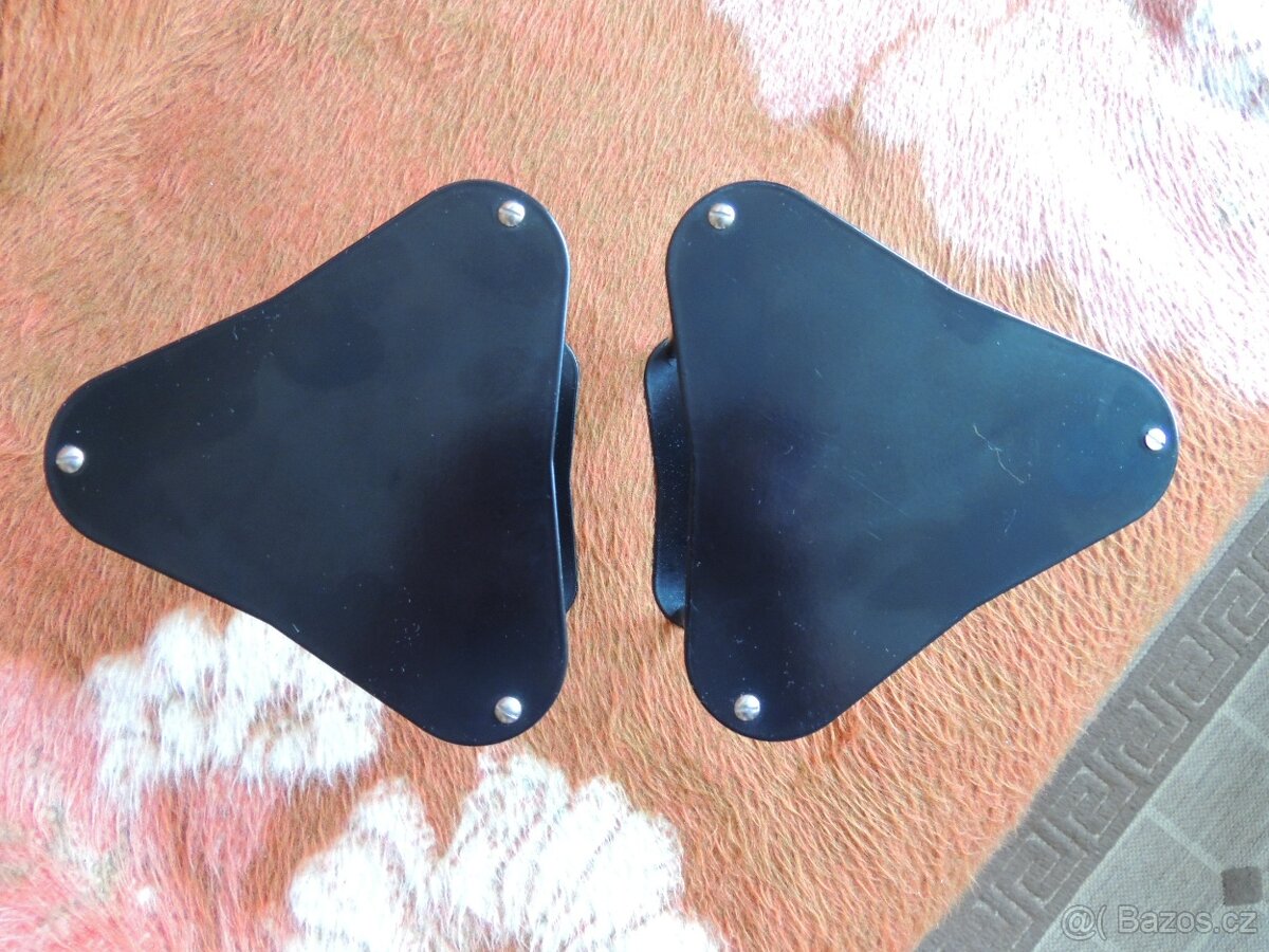 Stojánek kovový 2 ks - 3