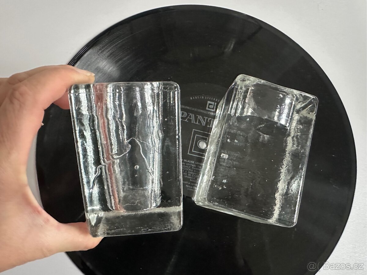 Svícen a váza ledové sklo. - 3