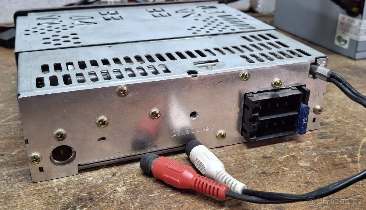 Autorádio Clarion BD329RG na CD - 3